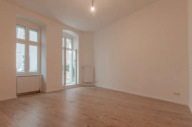 1-Zimmer-Wohnung mit TERRASSE in Charlottenburg! — photo 1